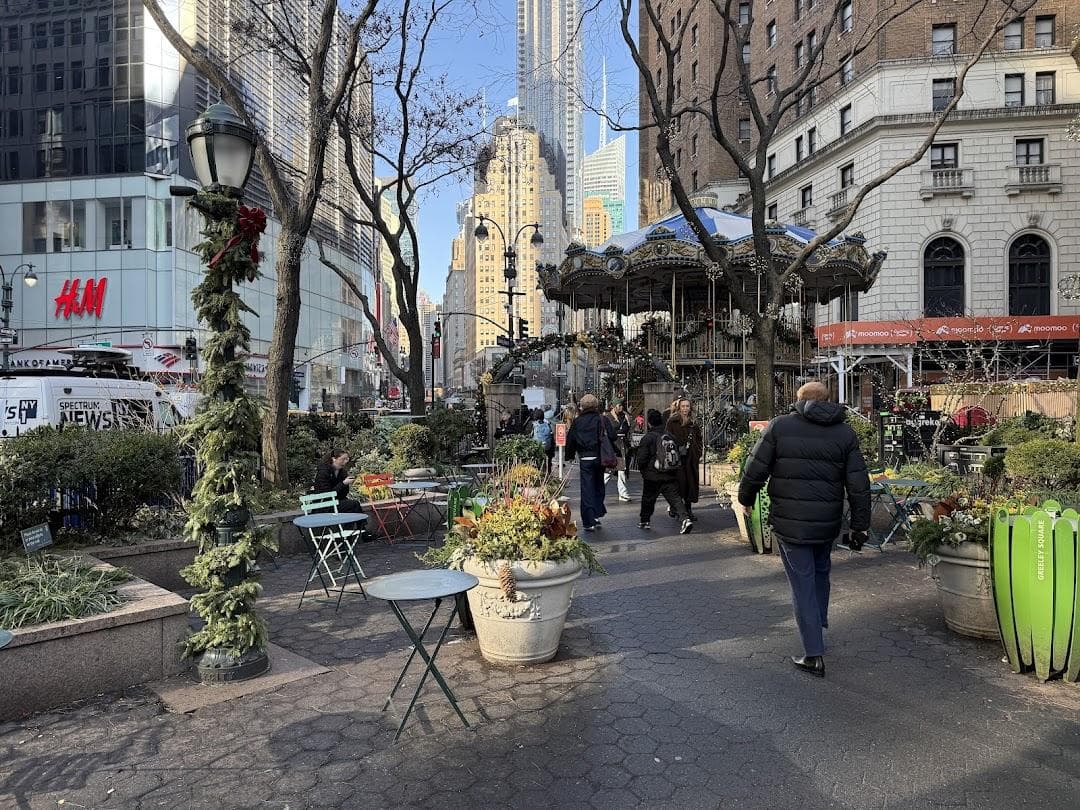 Greeley Square Park photo 6