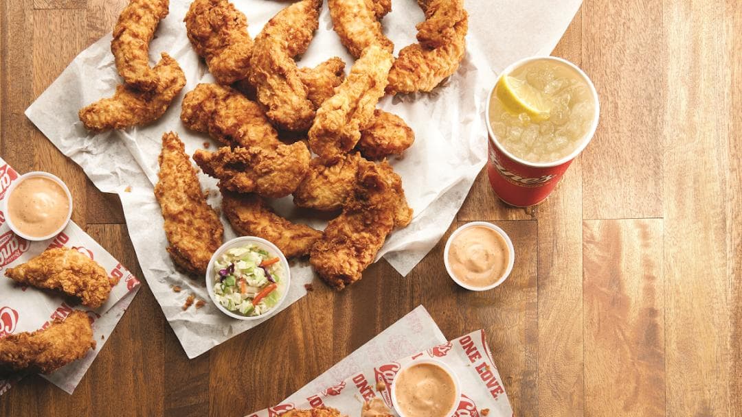 Raising Cane's Chicken Fingers photo 2