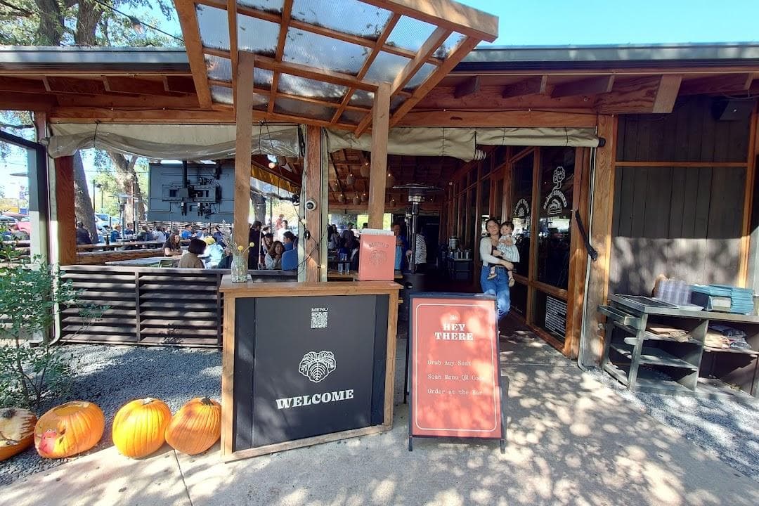 Loro Asian Smokehouse & Bar photo 6