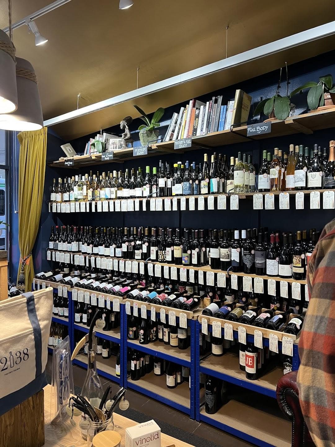Bonde Fine Wine Shop photo 4