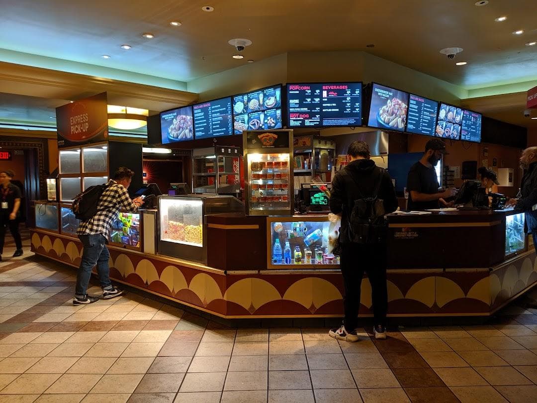 AMC 34th Street 14 photo 1