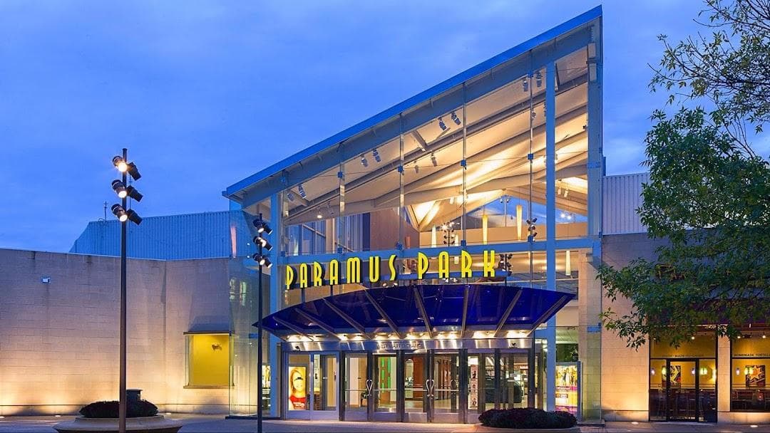 Paramus Park photo 5