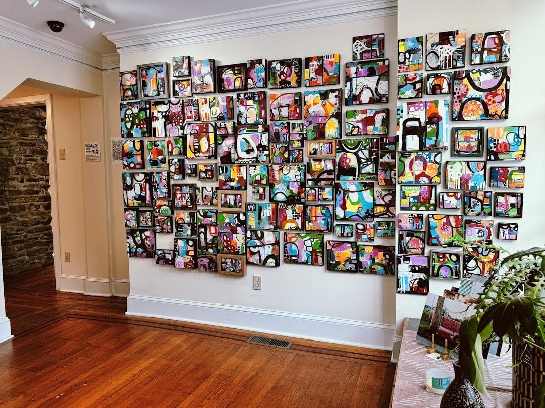 NoName Gallery photo 6