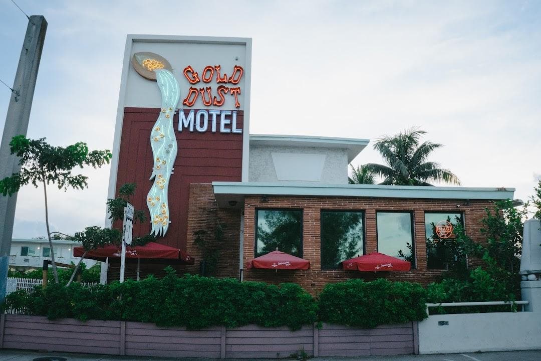 Mad Radio Miami photo 6