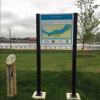 Newark Riverfront Park, Orange Sticks photo 3