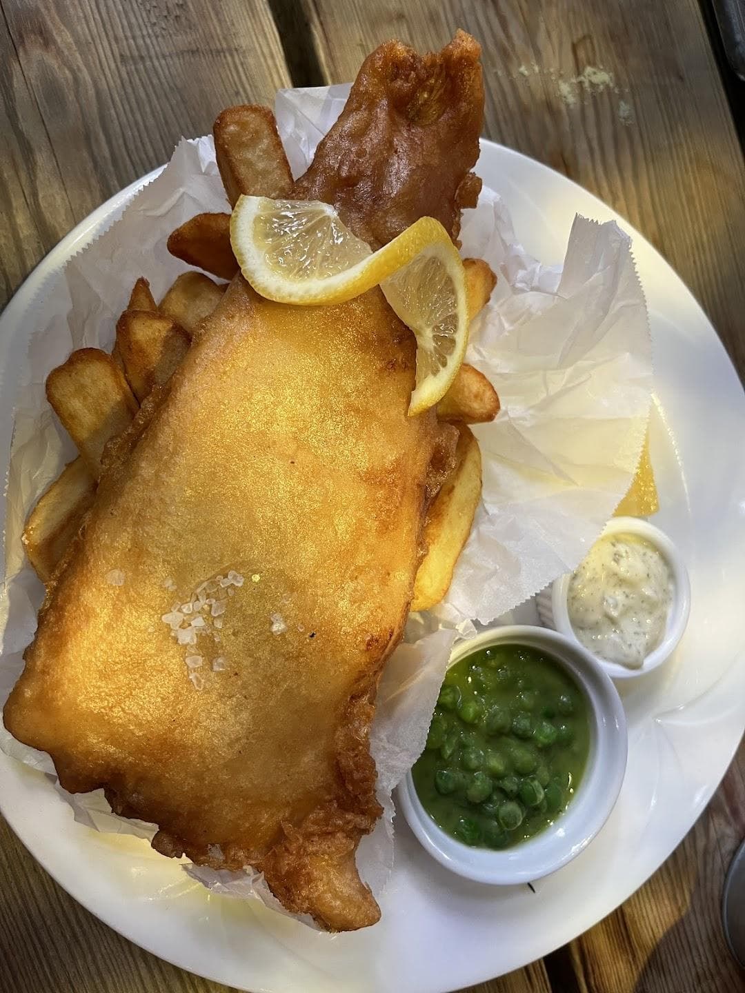 Crown & Sceptre photo 1