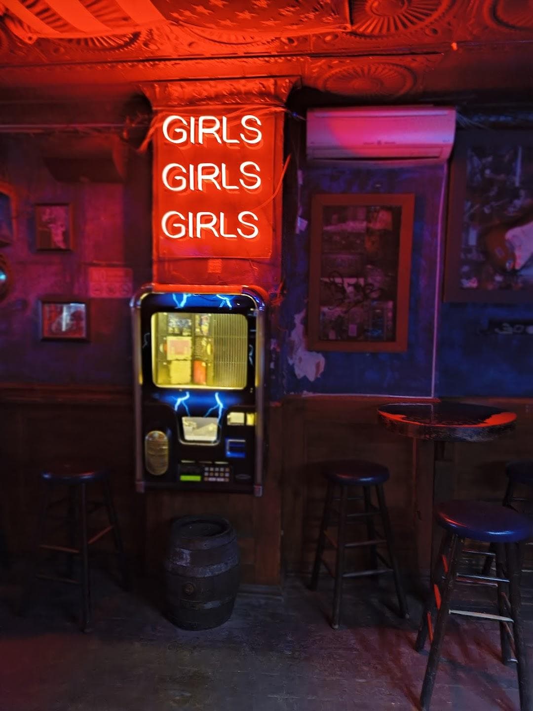 Blue Ruin Bar photo 2