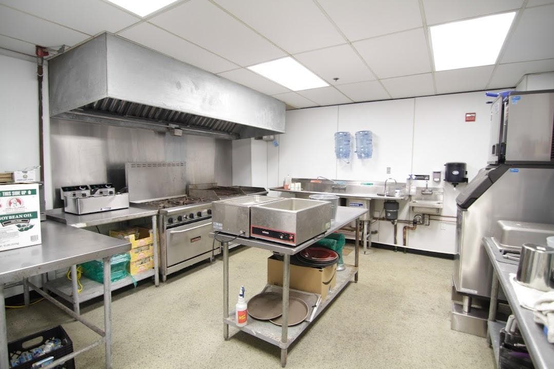 Warehouse on Watts | WOW photo 1