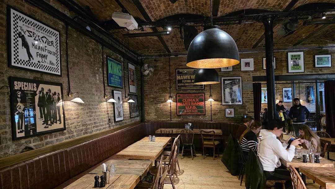 The Dark Horse Camden photo 5