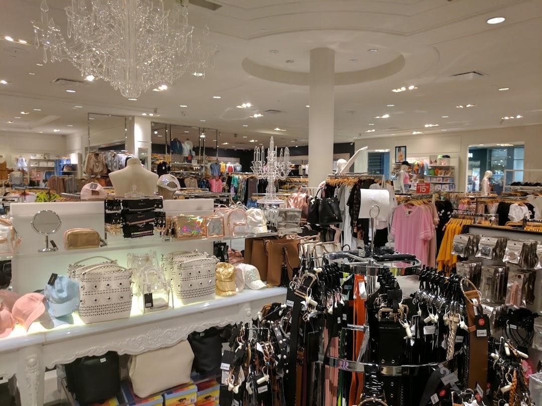 Barton Creek Square photo 1