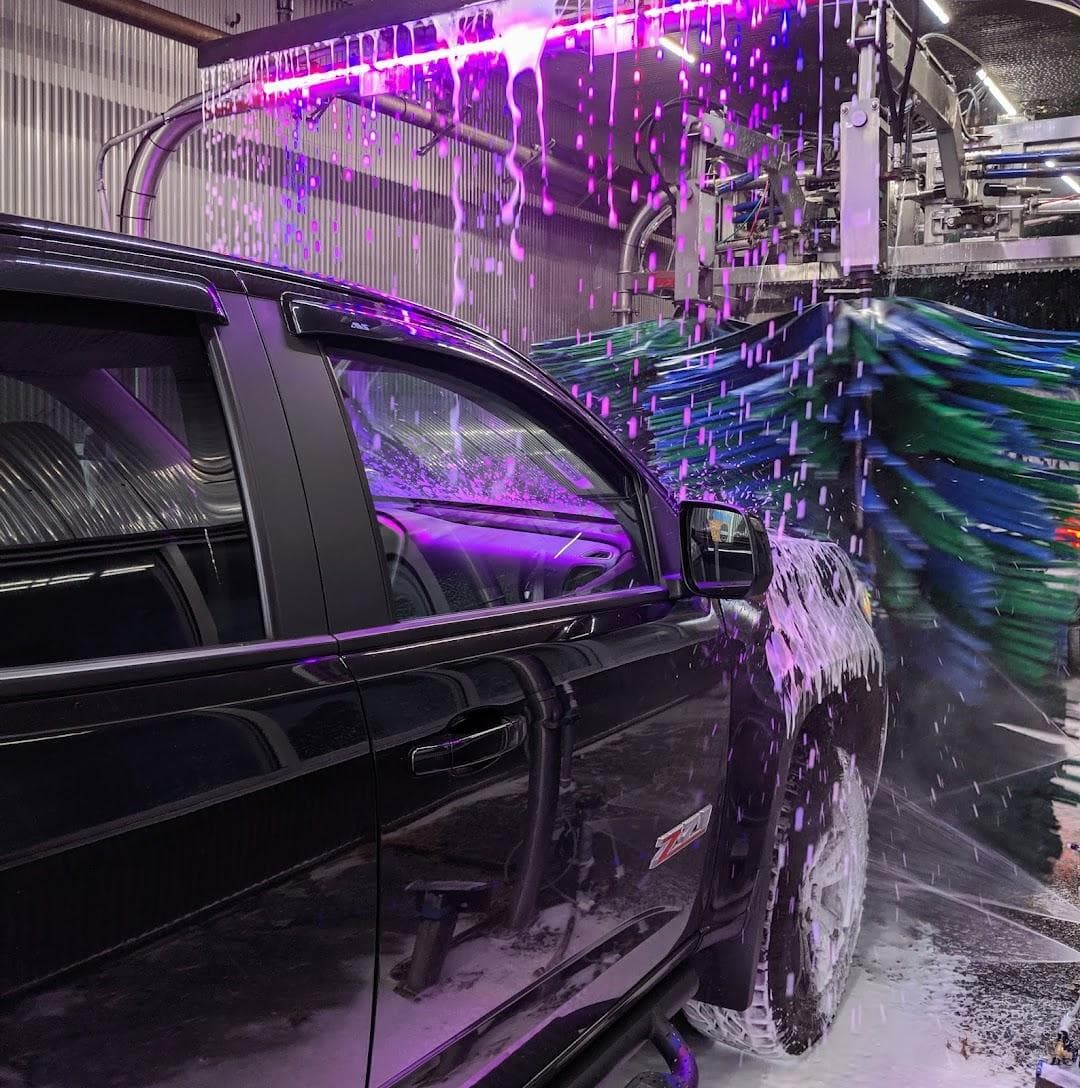 Waves Car Wash photo 2