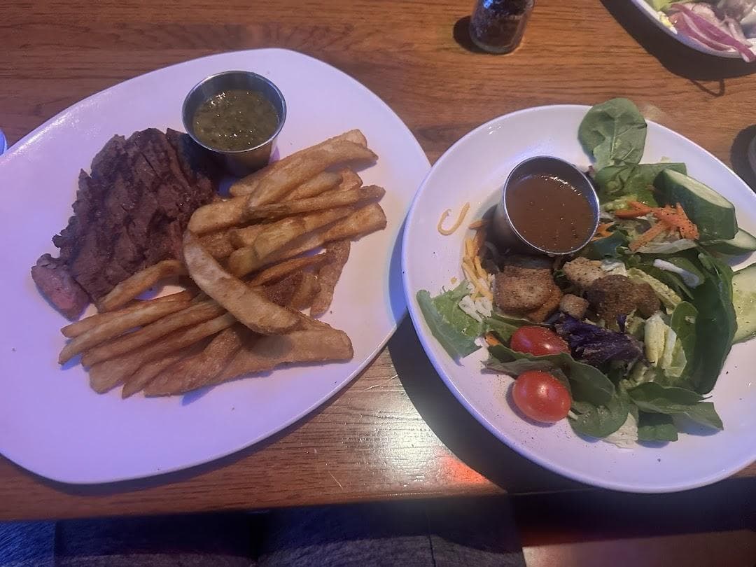 Carolina Ale House - Charlotte-Waverly photo 2