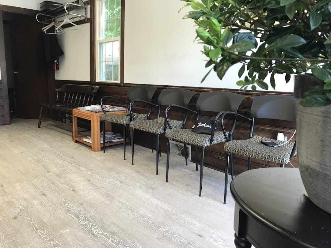 Taha Diamond Cuts Barber photo 4