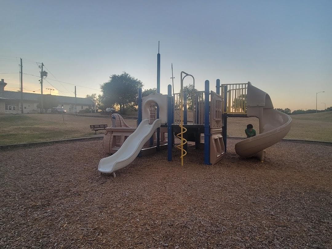 Rosewood Neighborhood Park photo 3