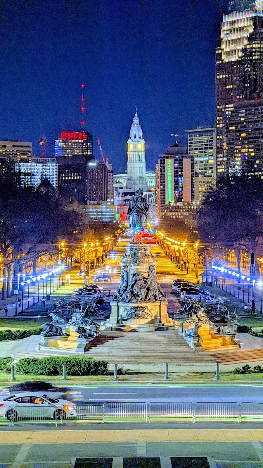 Benjamin Franklin Parkway photo 2