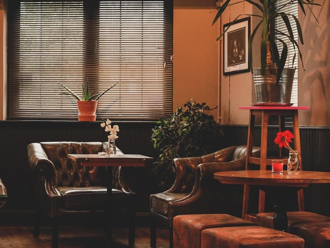 Golden Anchor photo 5