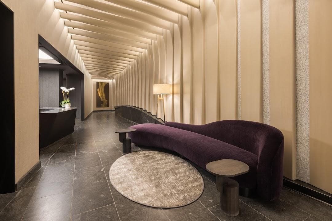 77 Greenwich photo 4