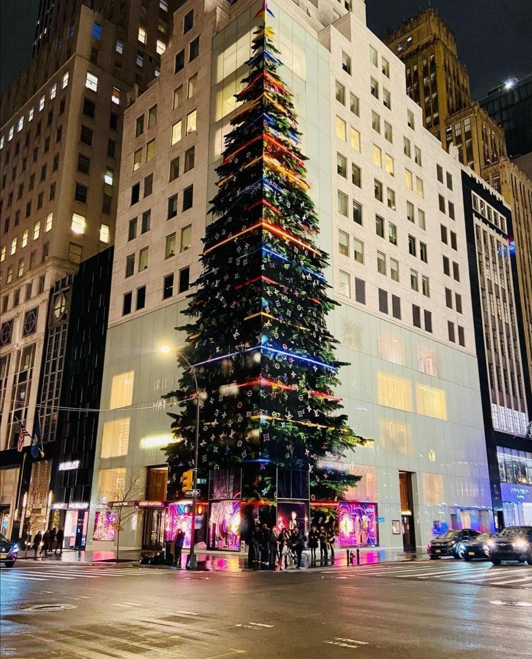 5th Avenue photo 2