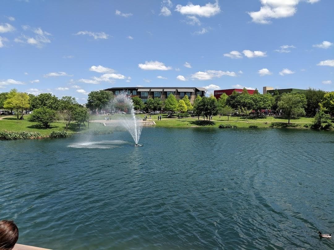 Mueller Lake Park photo 3