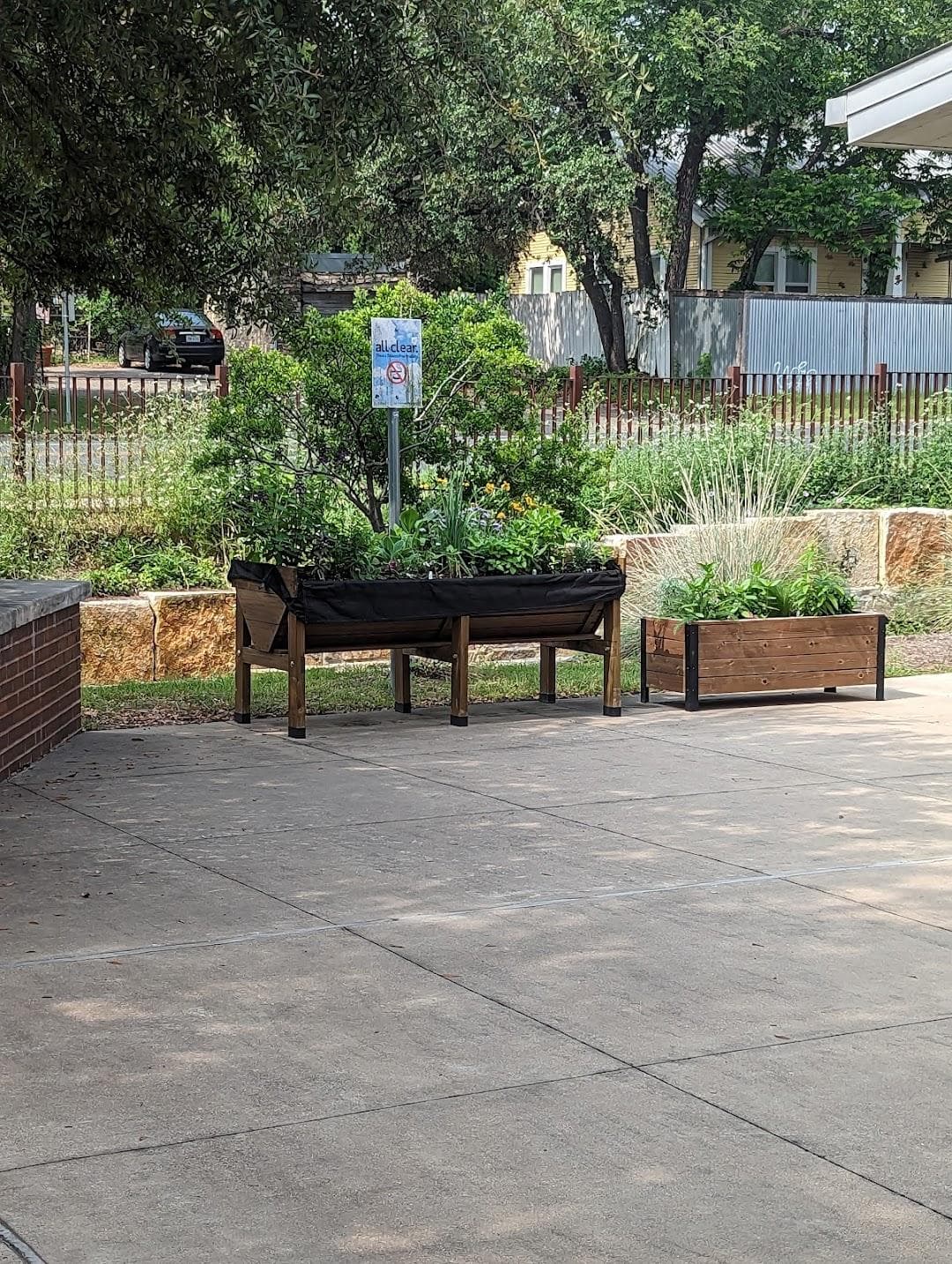 Twin Oaks Branch, Austin Public Library photo 5