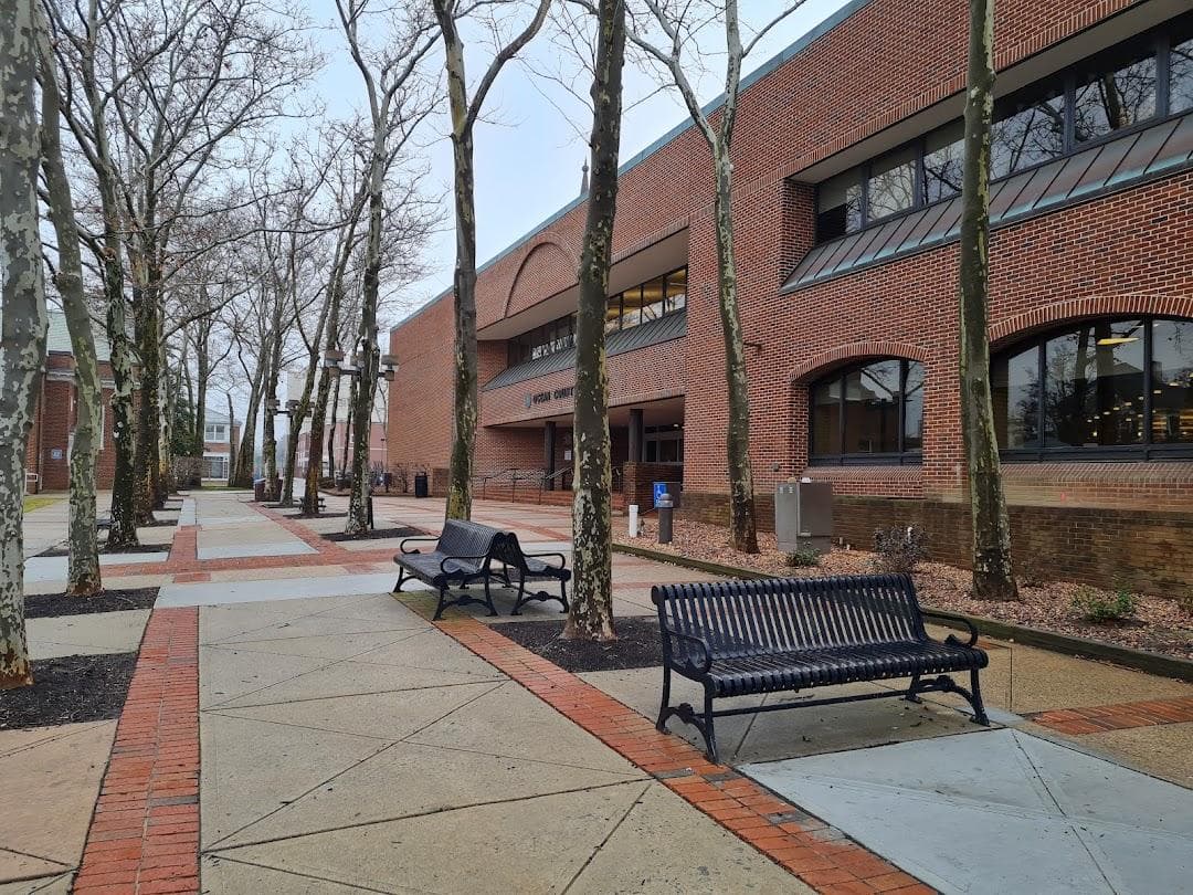Ocean County Library, Toms River photo 2