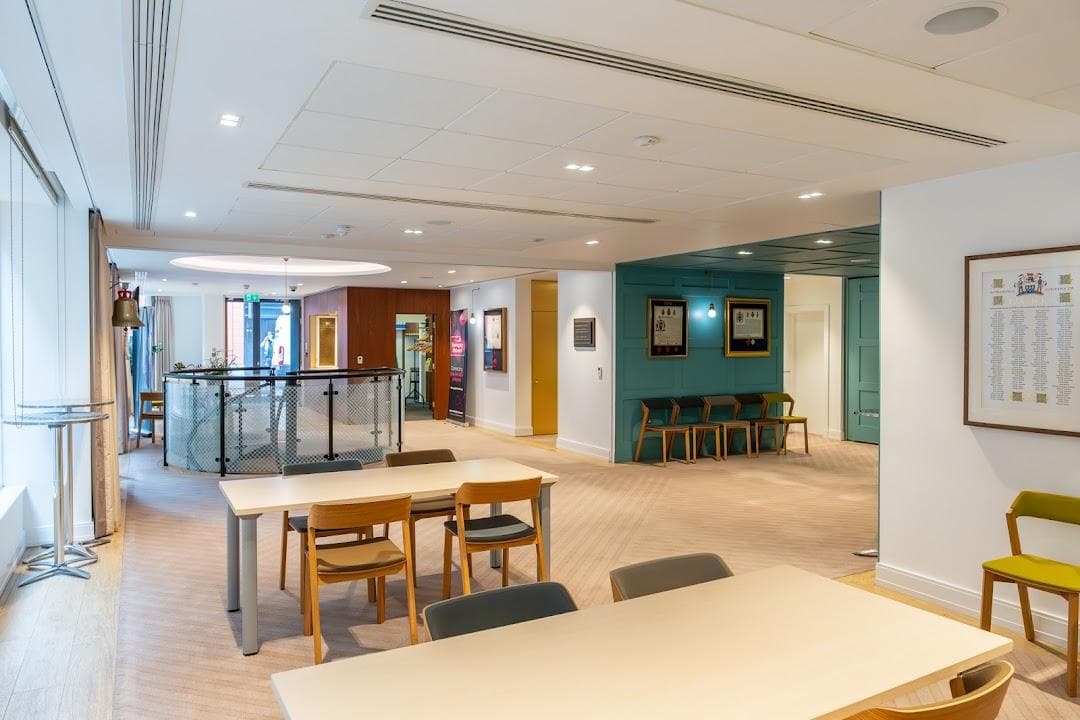 Farmers and Fletchers in the City photo 3