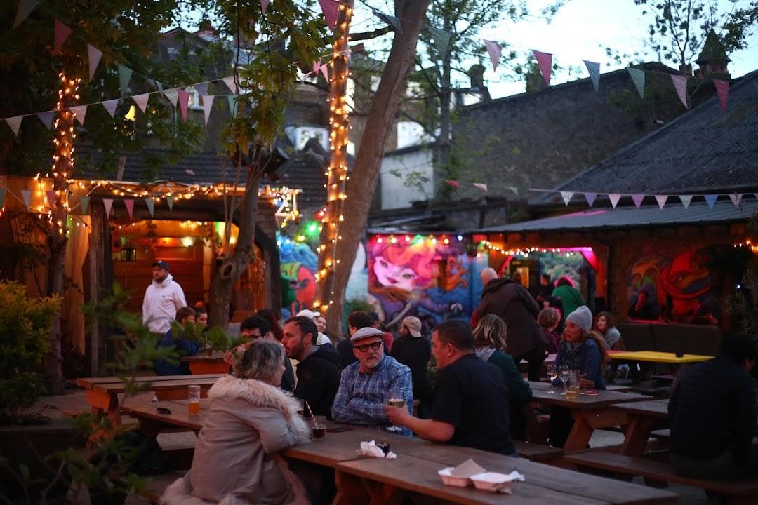 Fox & Firkin photo 2