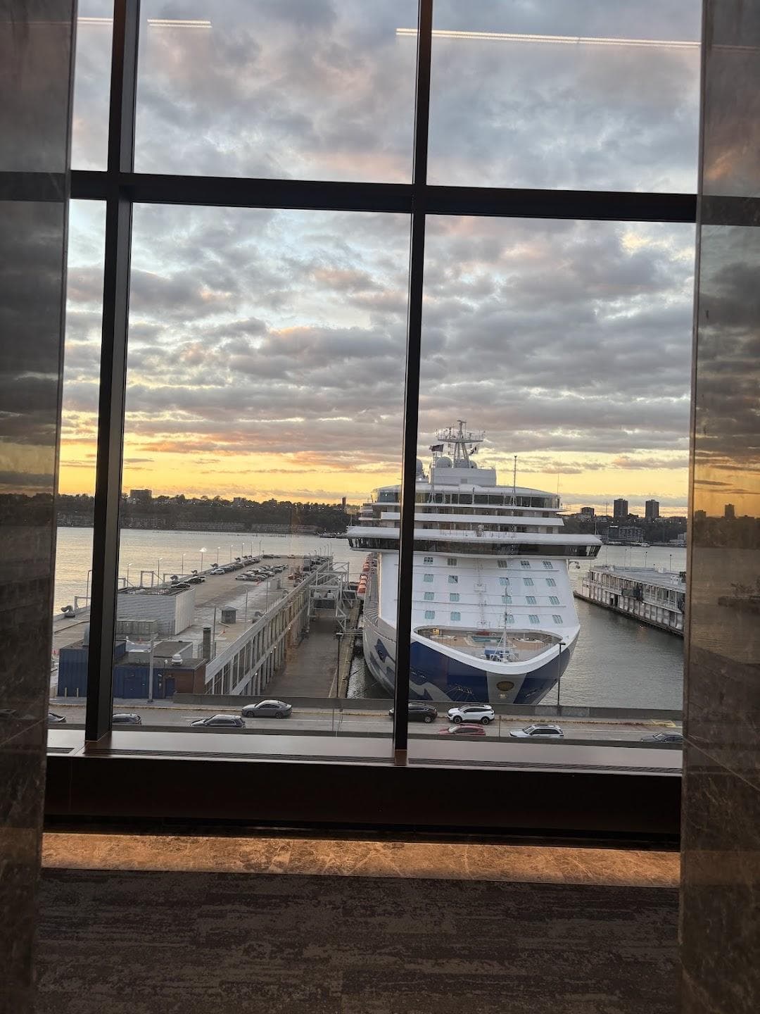 The Glasshouse photo 4