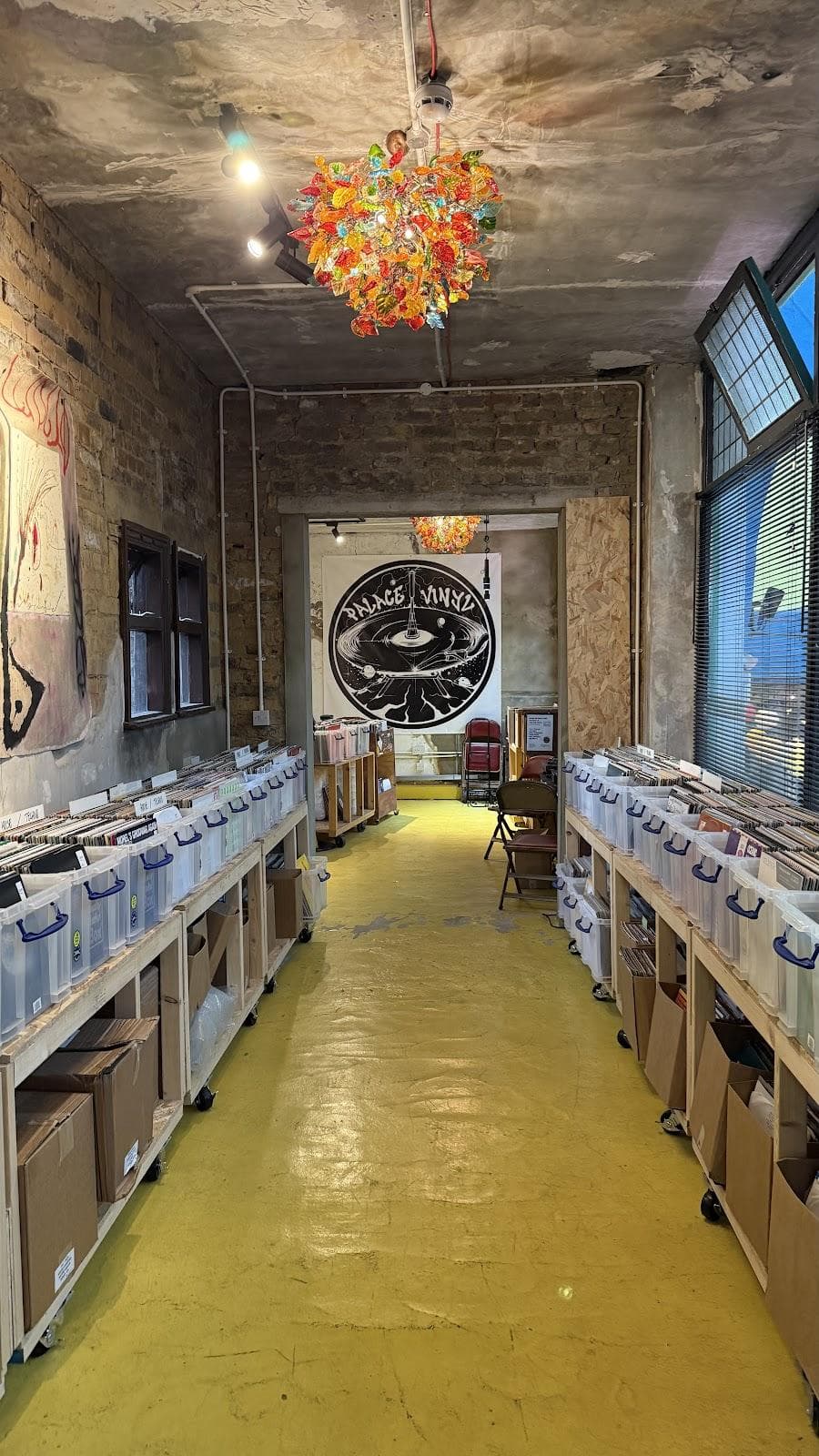 Palace Vinyl photo 3