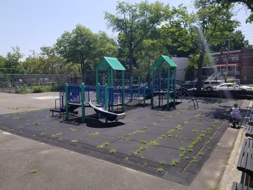 Allerton Playground photo 2