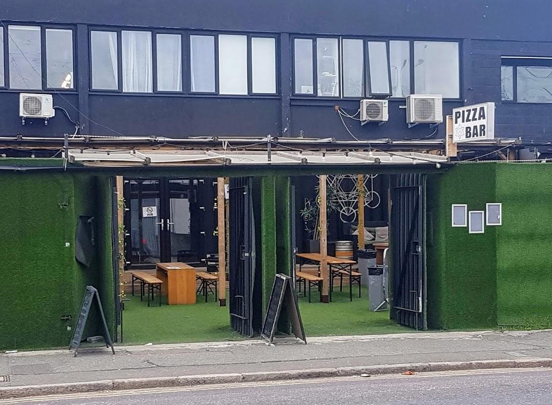 Starlane Pizza Bar photo 5