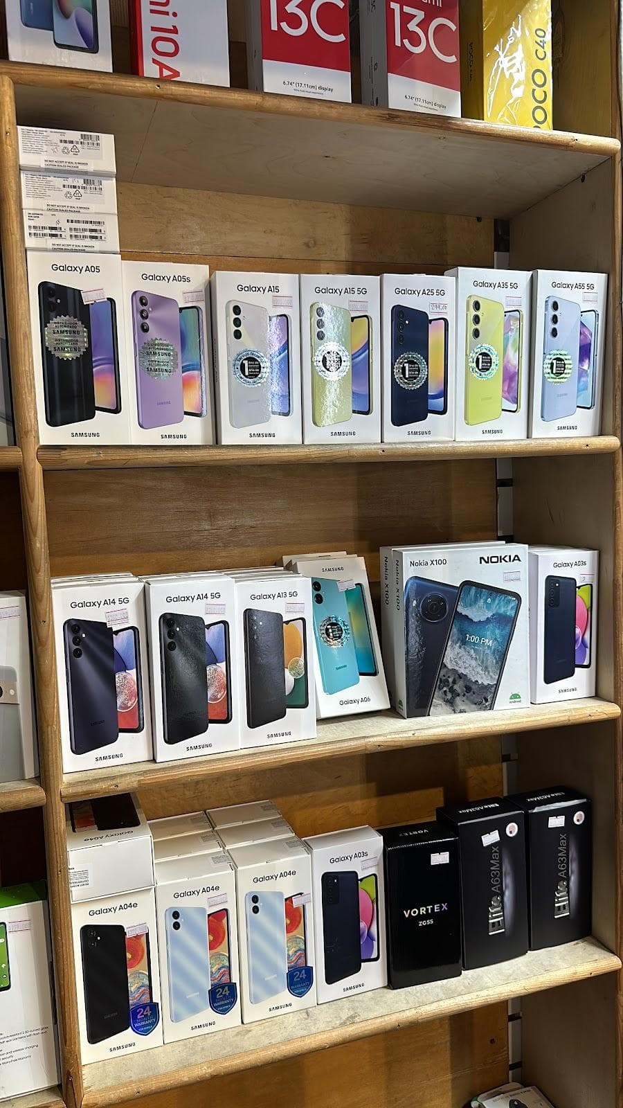 World Phone Hut Inc Unlocked Cell Phones photo 1