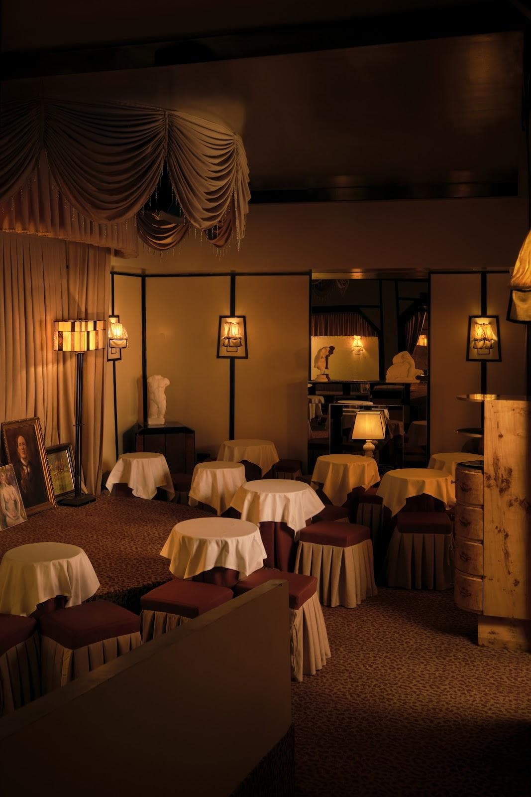 The Roses Of Elagabalus photo 6