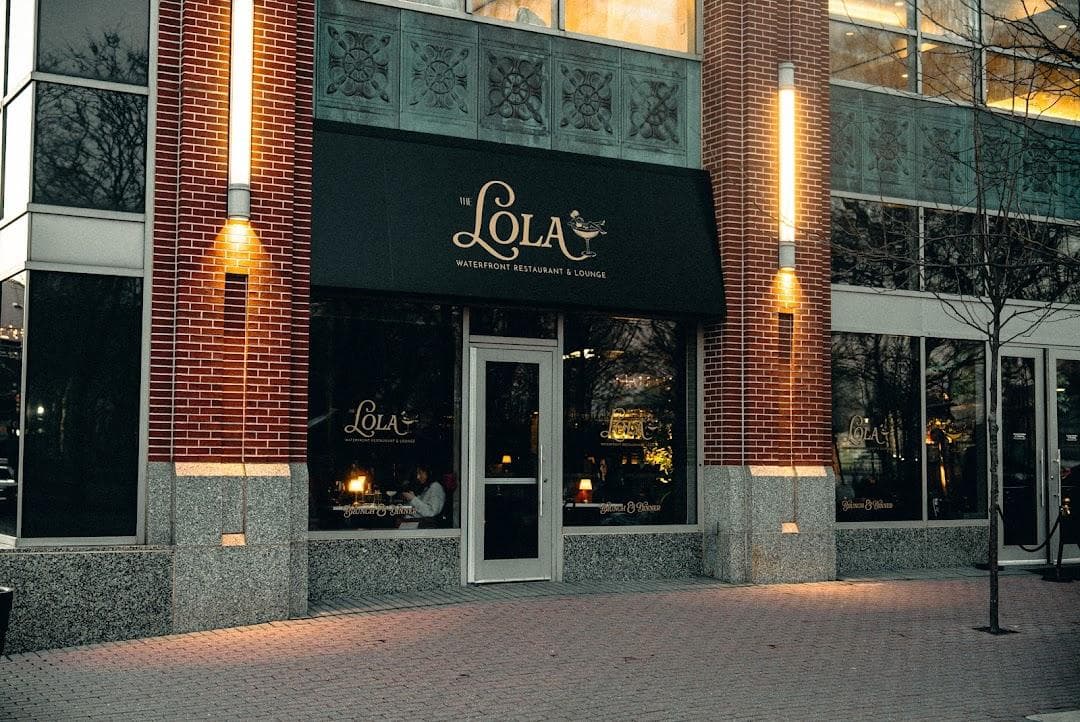 The LOLA - Waterfront Restaurant & Lounge photo 3
