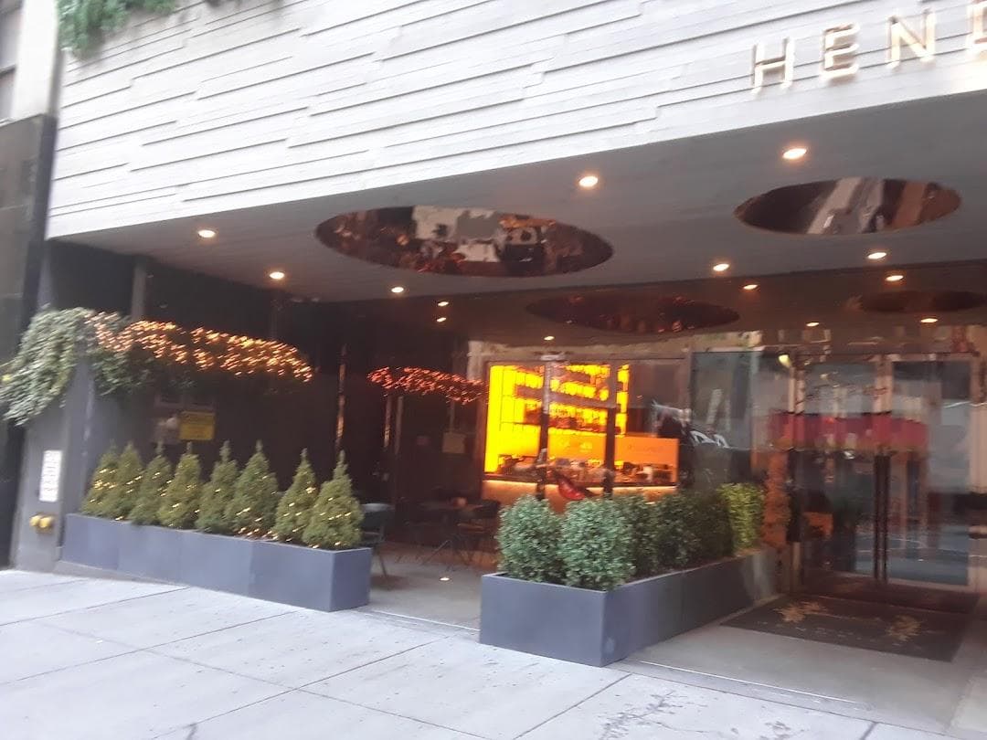 Paloma at Hotel Hendricks photo 4