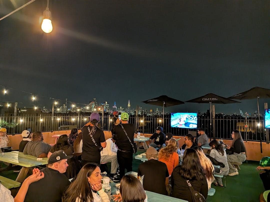 Paulie’s Brickhouse photo 1