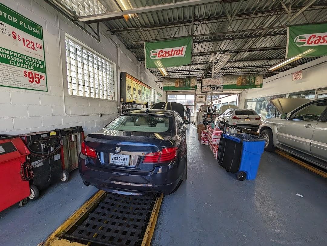 Zap Lube & Hand Car Wash of Newark (Downtown) photo 6