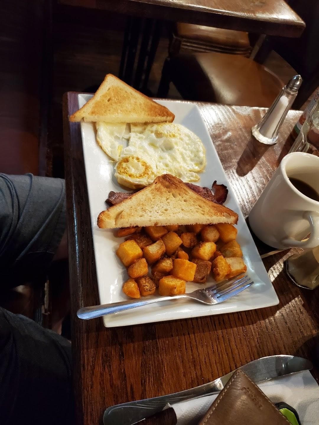 St. George Tavern photo 6