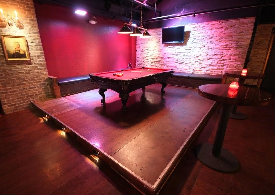 Stache Drinking Den photo 5