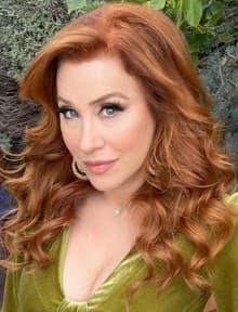 Special Event: Lisa Ann Walter