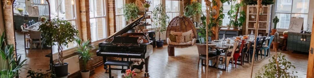 Sofar Sounds London secret show in Shoreditch